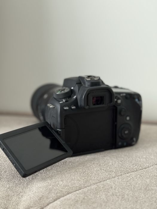 Canon 90D + Sigma 18-35 mm + Стабилизатор Moza
