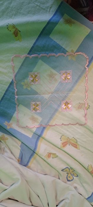 Покривки различни видове