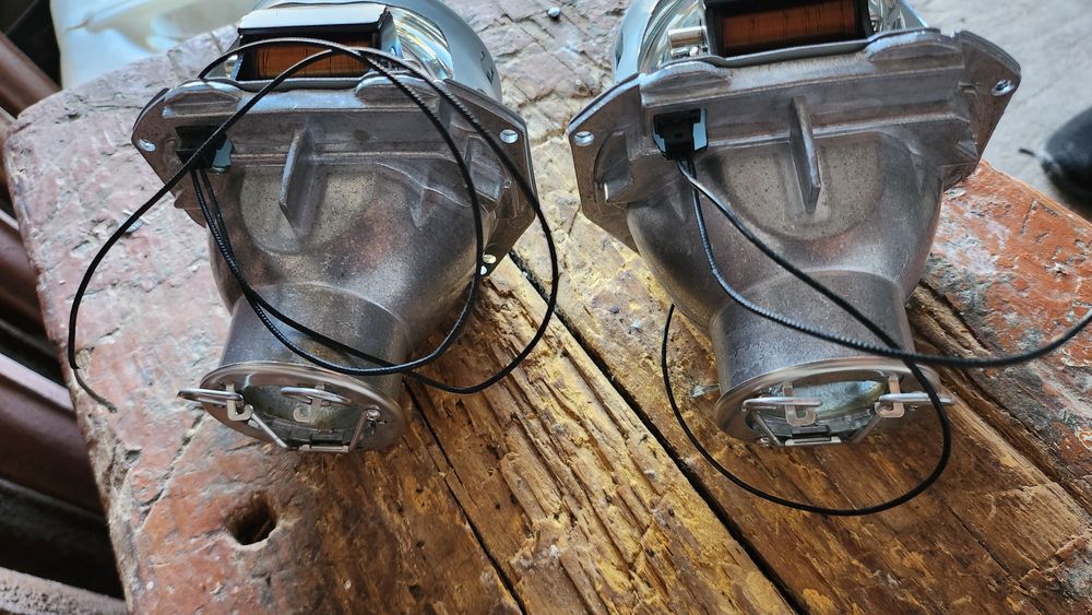 Линзы для авто 3дм