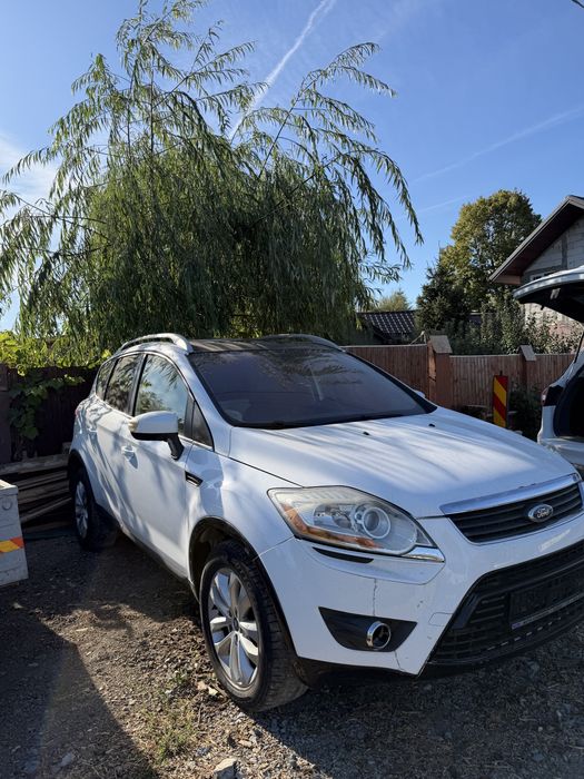FORD Kuga 2010 — imagine 2