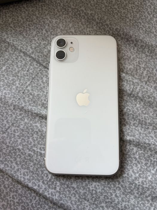 Iphone 11 , 128 GB, 70%