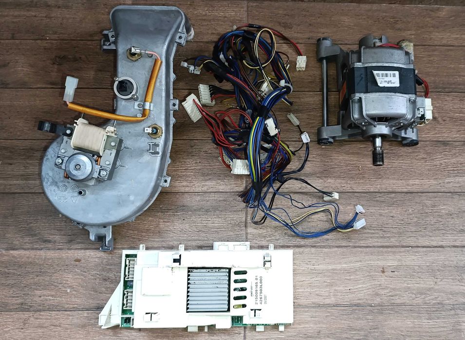 Части за пералня Ariston AMD 129