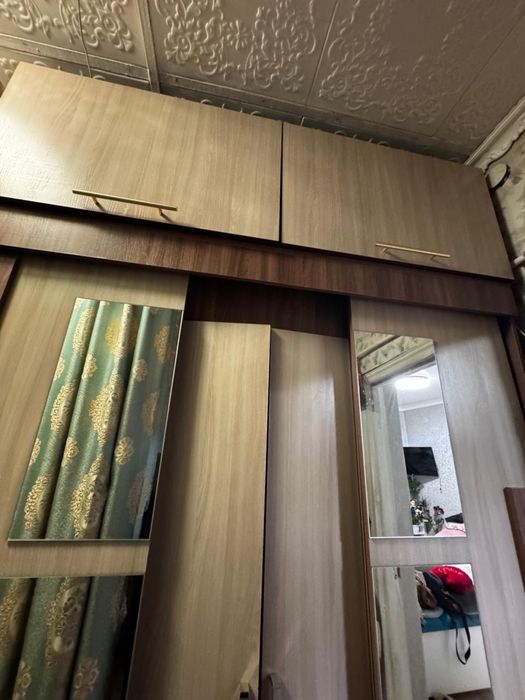 Продам шкаф с антесолью срочно