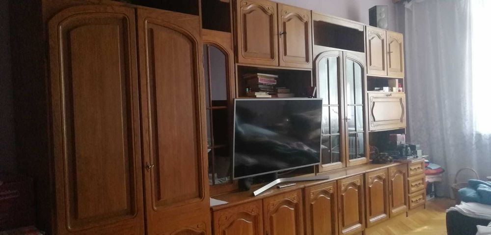 Vand mobila sufragerie