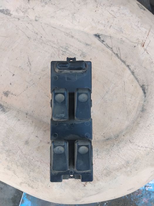 Продам кнопки стеклоподъёмника