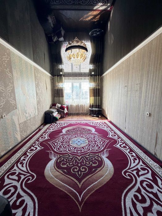 Продам  2- ком  Абая 93