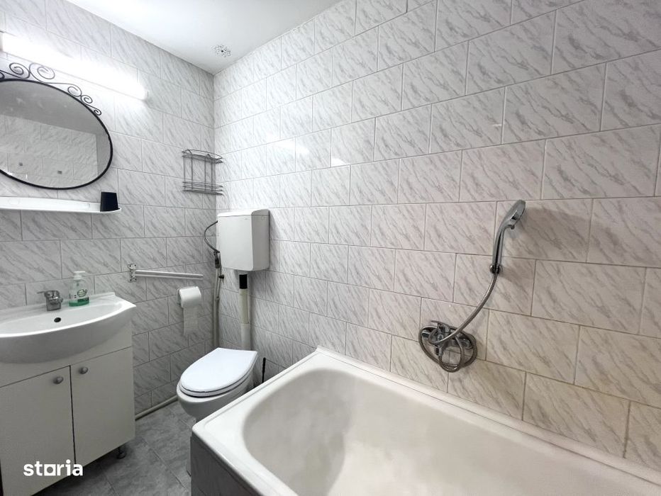 Apartament cu 1 camera,  43mp, etaj 2 - zona Centrala
