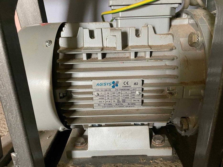 Presă hidraulică pentru brichetat rumeguș