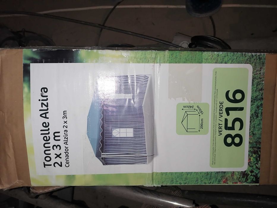 Cort pavilion pentru grădină