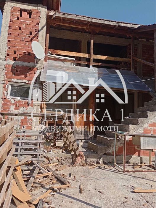 Къща в Благоевград, област-с.Еленово