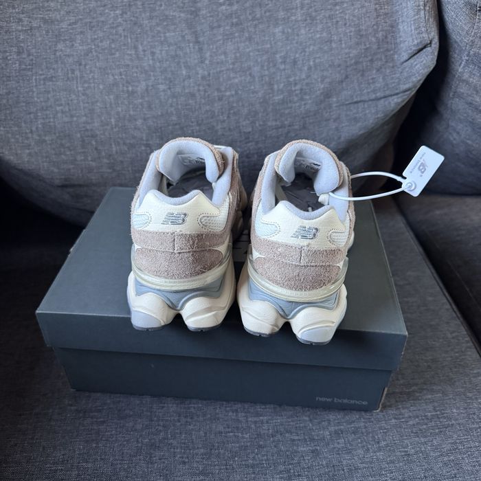 New Balance 9060 beige, mărime: 38