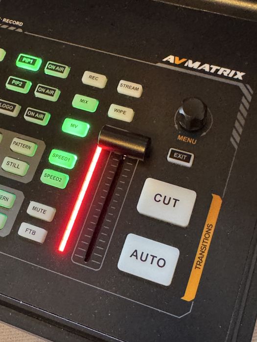 Портативно 4-канално подкаст студио  AVMATRIX Shark H4 Plus