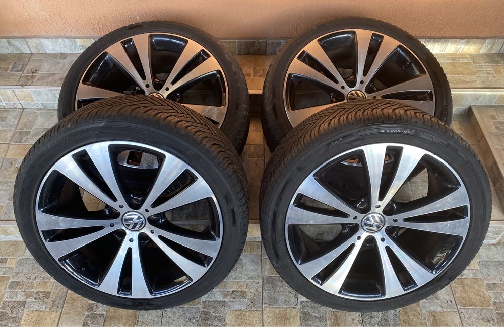 Jante R18 Originale VW Anvelope Hankook M+S 235/40 Dot 2023