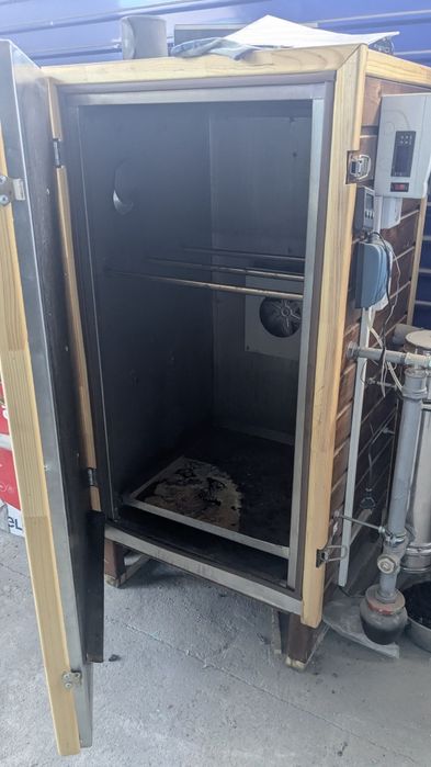Продам коптильную камеру