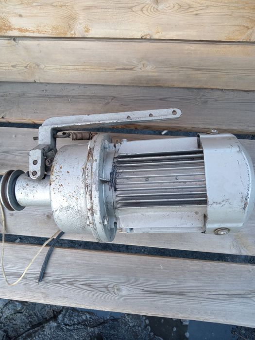 Электрический мотор.
