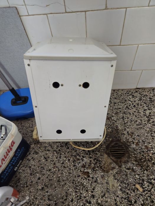 Проточен бойлер 10л