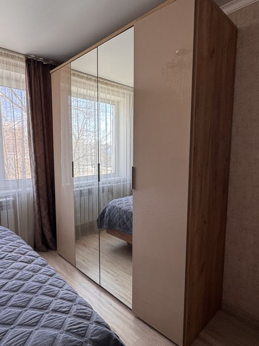 Продаётся спальный гарнитур в отличном состоянии