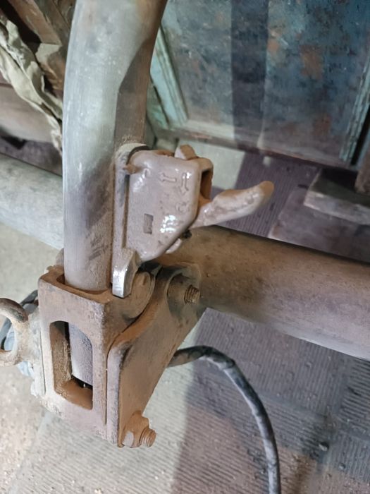 Продам фаркоп заводской