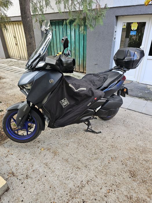 Yamaha Xmax 300  2023