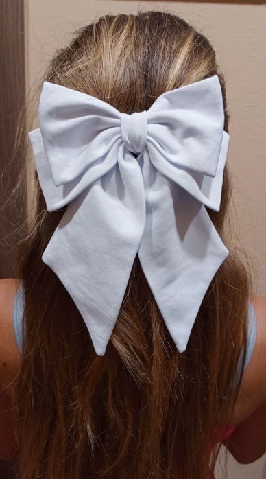 Красиви панделки шноли