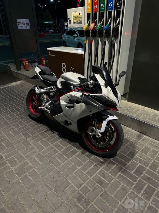 QjMotor 921 SRK RR