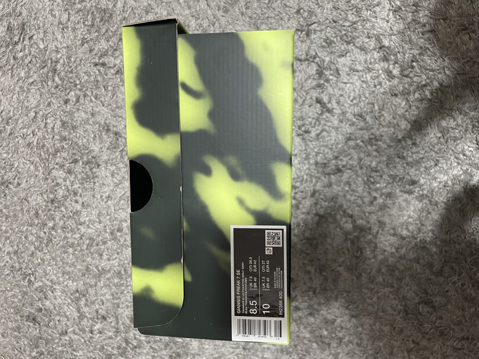 VAND URGENT Nike Giannis Freak 7 SE