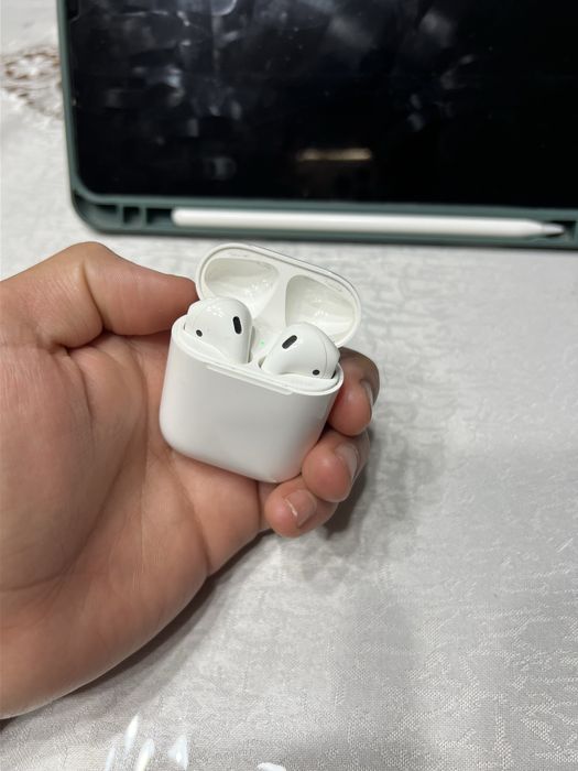 Airpods оригинал
