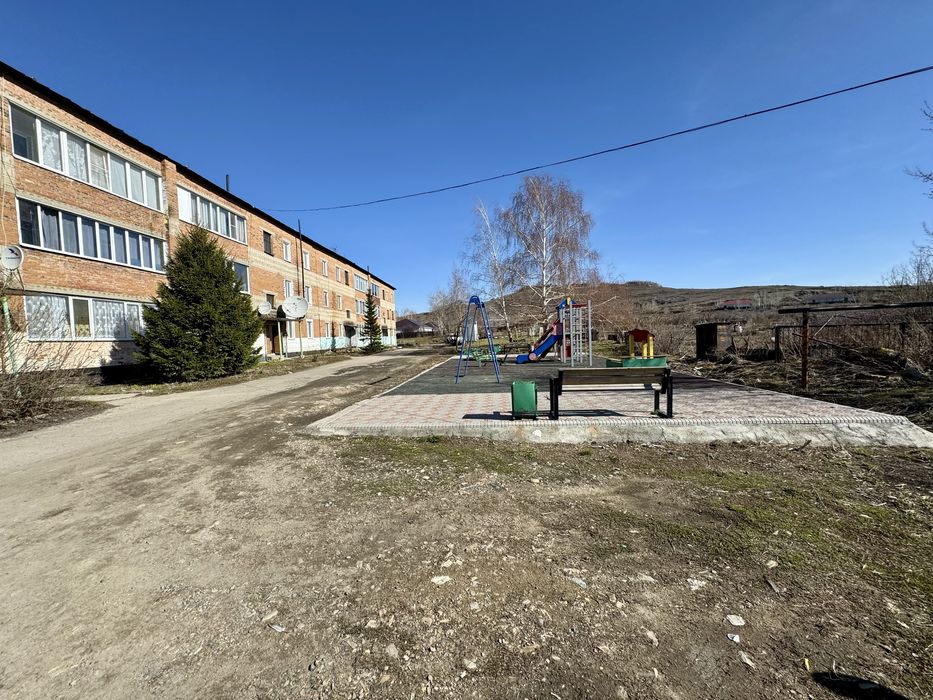 Продается 3х комн квартира п. Белоусовка