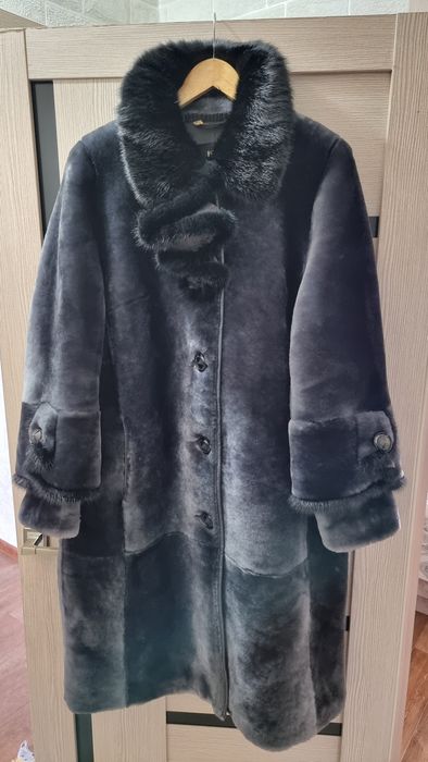 Продам шубу новую