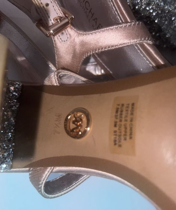 Обувки с висок ток Michael Kors