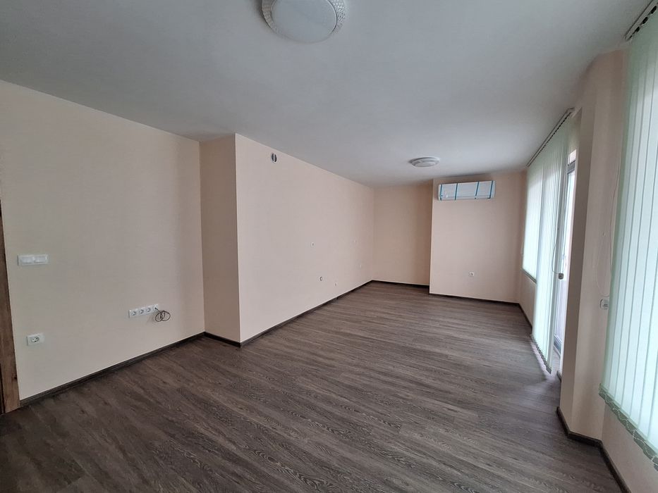 Дава се под наем Магазин в Пловдив, Младежки Хълм - 42 кв.м за 168.3 € - Снимка #3