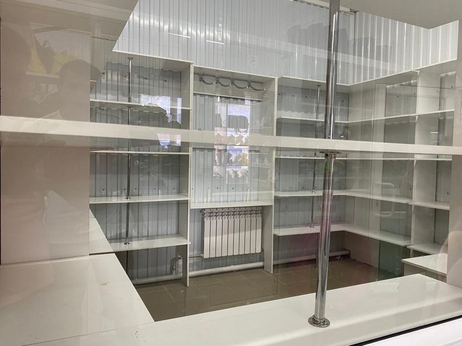 Продам срочна Стелажи