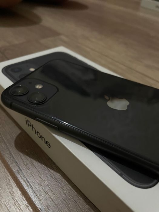 iphone  11 продам срочно