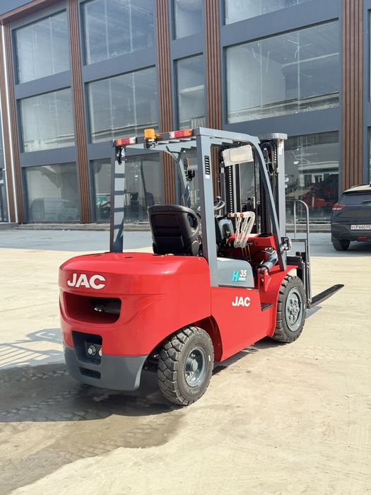 Вилочный погрузчик Автокара Кара  "JAC" 3 тонна 3 метр