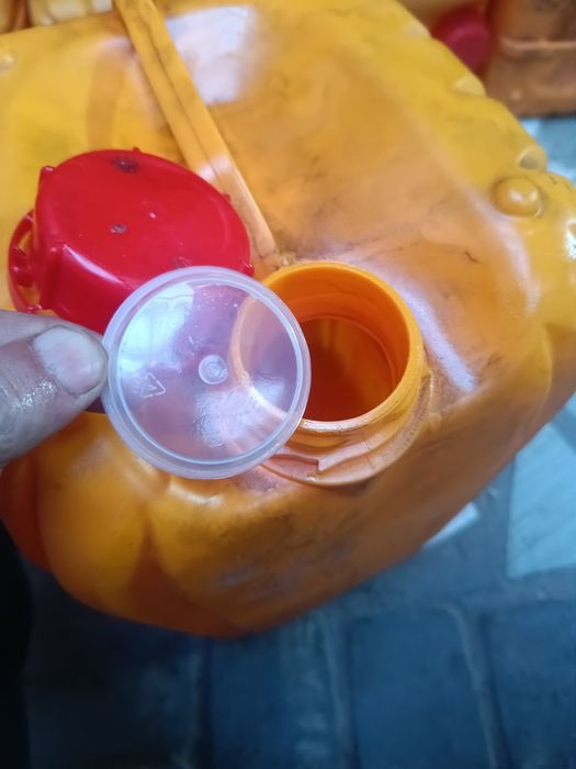 Канистры.          .