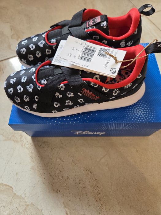 Детски маратонки Adidas Disney