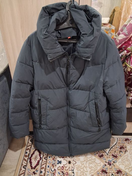 Продам зимний пуховик