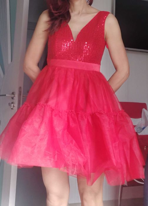 Рокля с пайети червена