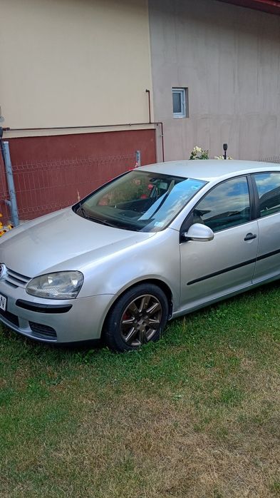 Vând vw golf v 2.0 tdi