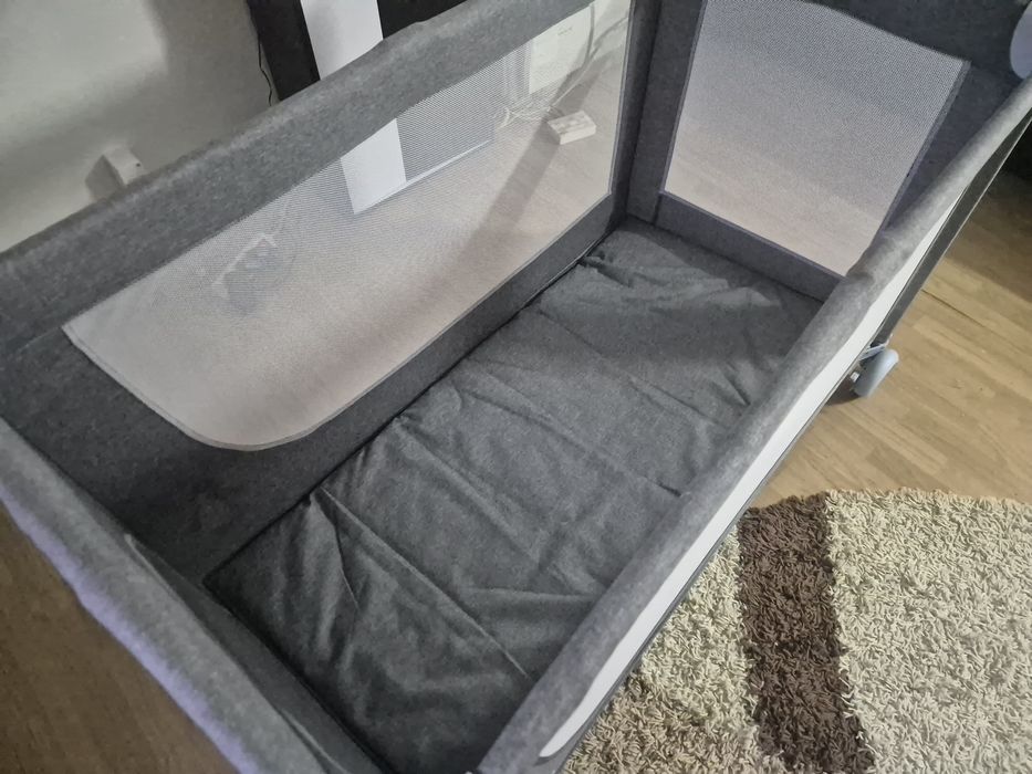 Patul de copil pliabil