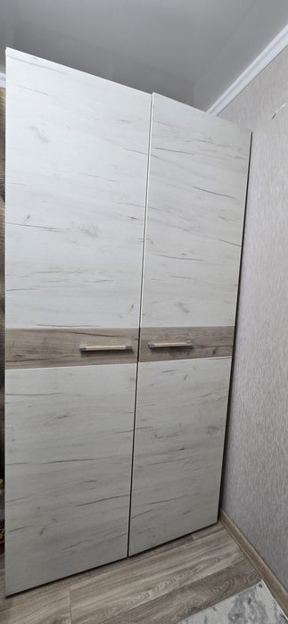 Продам шкаф новый