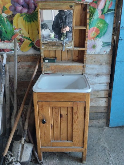 Продам Умывальник