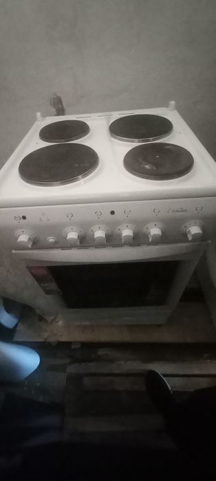 Электрическая плита