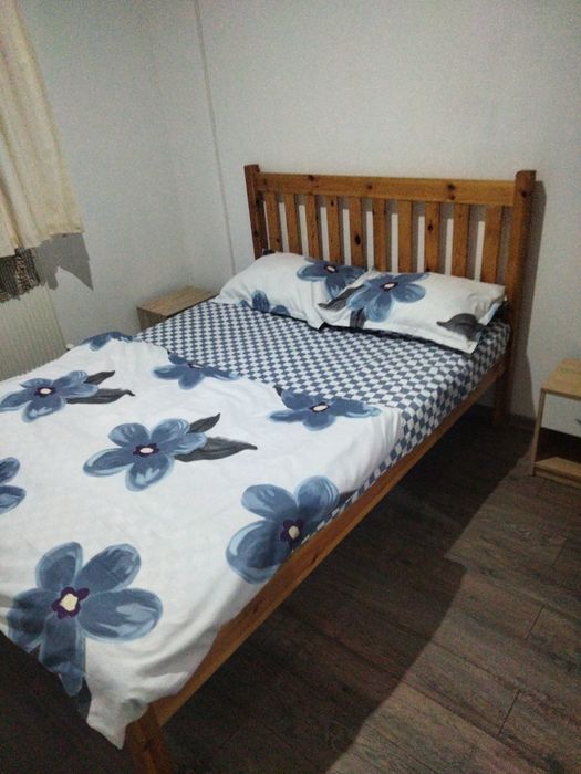 Închiriez cabană cu piscină încălzită  si jacuzzi cu hidromasaj