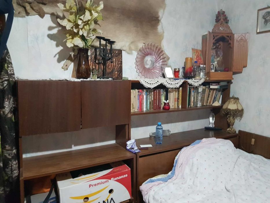 Продавам селска къща с чудесно място за грижи за животни и реколта.