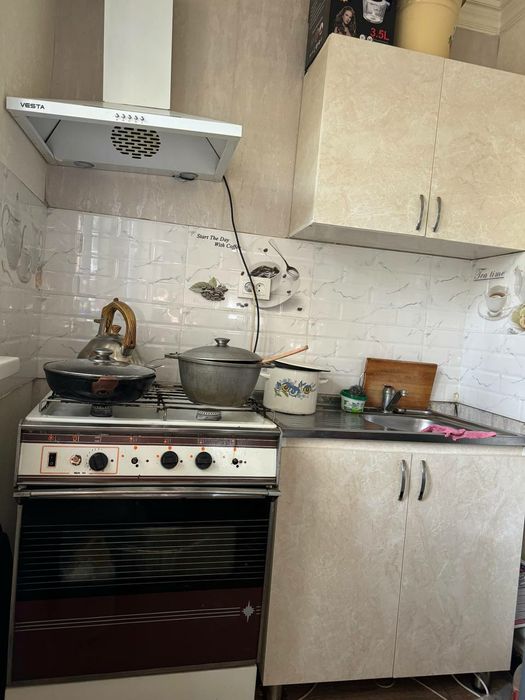 Oshxona mebeli arzon va yangidek