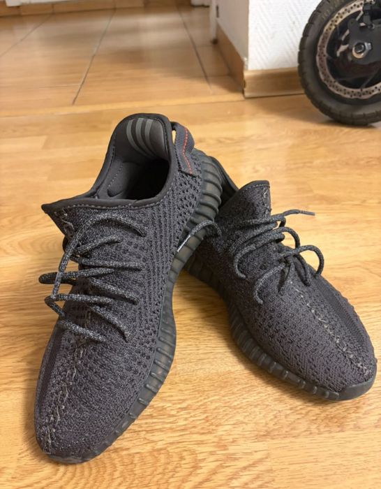 Vând Adidas yeezy 350 v2 reflective 100% originali!
