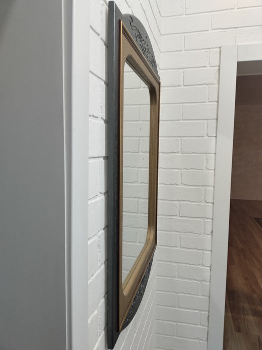 Зеркало бу с рамкой