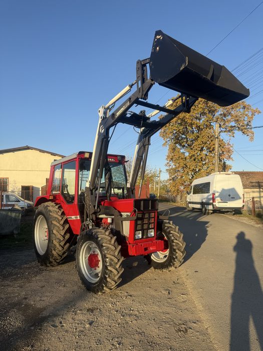 International 743 - Agrarisch | Tractoren