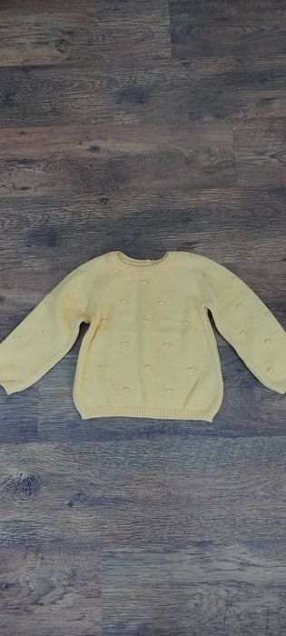 Пуловери за момиченце
